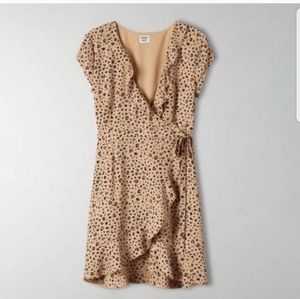 Sunday Best Savoy Wrap Dress Leopard print - Size 10